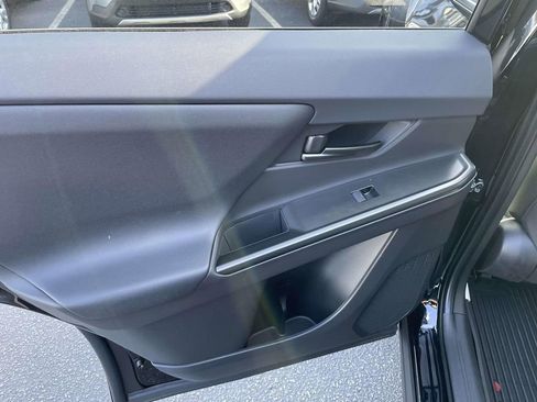 New 2026 Toyota bZ XLE Plus image 20