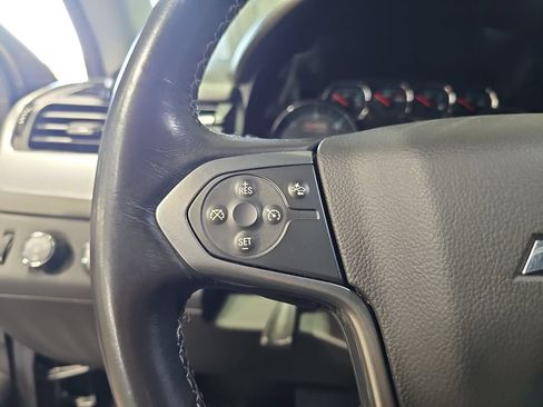 Used 2018 Chevrolet Tahoe LT w/ Z71 Midnight Edition AWD/4WD image 17