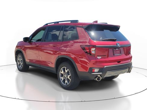 Used 2023 Honda Passport TrailSport image 4