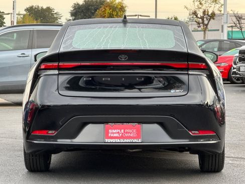 New 2026 Toyota Prius XLE image 8
