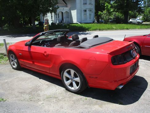 Used 2014 Ford Mustang GT w/ Equipment Group 301A RWD image 14