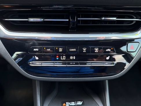 Used 2025 Buick Envista Avenir FWD image 14