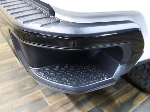 Used 2024 Chevrolet Silverado 1500 LT Trail Boss w/ Convenience Package II image 28