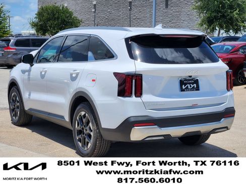 New 2026 Kia Sorento S FWD image 4