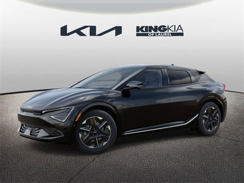 New 2025 Kia EV6 Wind image 3