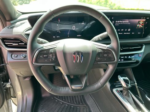 Used 2024 Buick Envista Avenir FWD image 14
