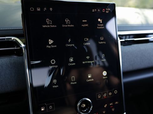 New 2026 GMC Sierra EV Elevation image 15