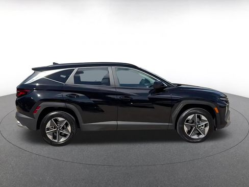 Used 2026 Hyundai Tucson SEL AWD/4WD image 16