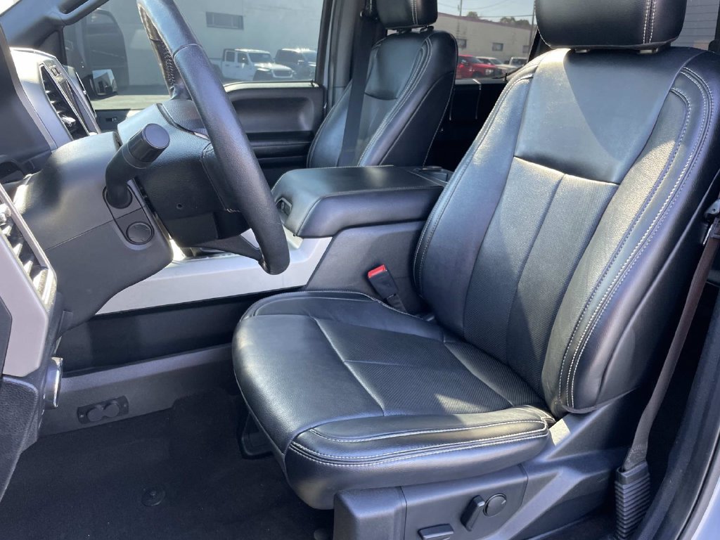 Used 2019 Ford F150 Lariat w/ Equipment Group 502A Luxury AWD/4WD image 41