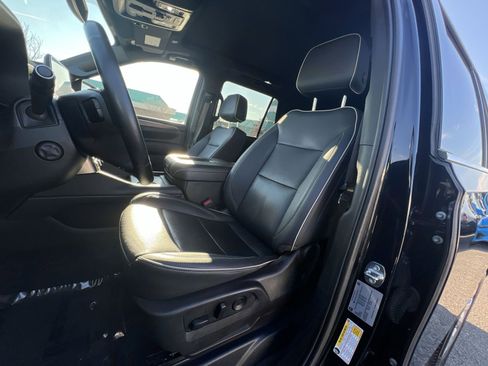 Used 2023 Chevrolet Tahoe Premier w/ LPO, Illumination Package image 13