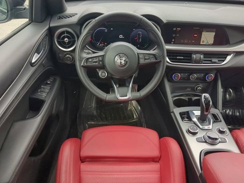 Used 2024 Alfa Romeo Stelvio Ti w/ Performance Driving Package image 14