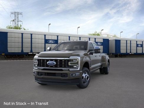 New 2026 Ford F350 4x4 Crew Cab DRW Super Duty image 2
