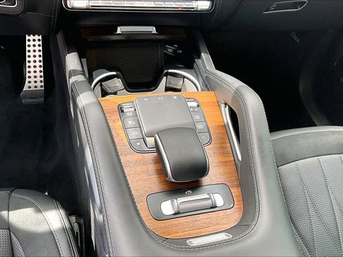 Used 2024 Mercedes-Benz GLE 53 AMG 4MATIC image 17