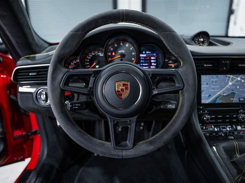 Used 2019 Porsche 911 GT3 RWD image 17