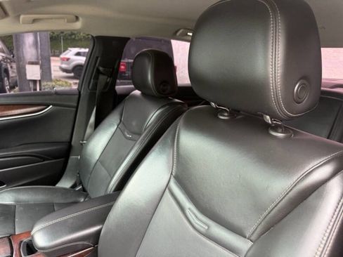 Used 2019 Cadillac XTS Luxury image 17