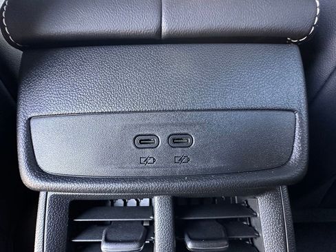 New 2026 GMC Terrain Elevation w/ Elevation Premium Package AWD/4WD image 17