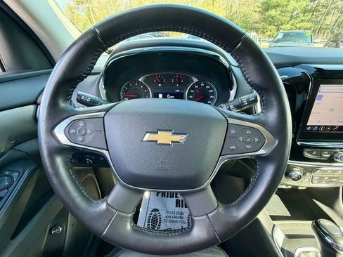 Used 2020 Chevrolet Traverse LT w/ LT Premium Package AWD/4WD image 20