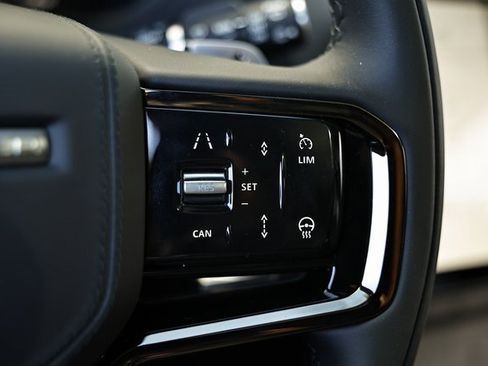 New 2026 Land Rover Range Rover Velar Dynamic SE image 45