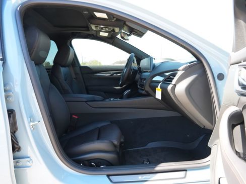 New 2026 Cadillac CT5 V image 27