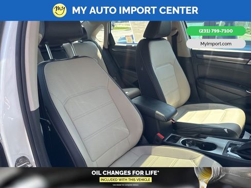 Used 2020 Volkswagen Passat 2.0T R-Line FWD image 29