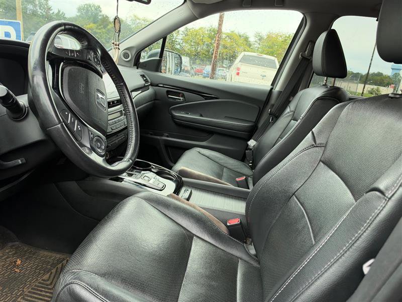 Used 2017 Honda Pilot Elite image 5