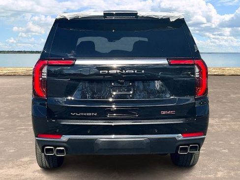 New 2026 GMC Yukon XL Denali w/ Sun & Power Step Package image 4