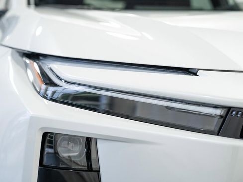 New 2026 Toyota C-HR AWD/4WD image 12