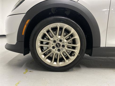 New 2026 MINI Cooper S image 23