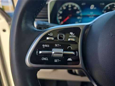 Used 2022 Mercedes-Benz GLE 450 4MATIC image 22