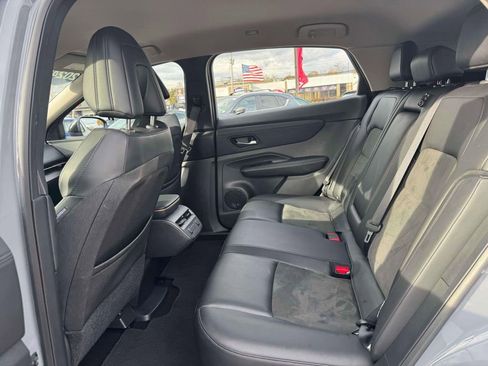 Certified 2024 Nissan Ariya FWD image 12