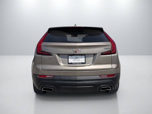 Used 2023 Cadillac XT4 Luxury w/ Cold Weather Package FWD image 6