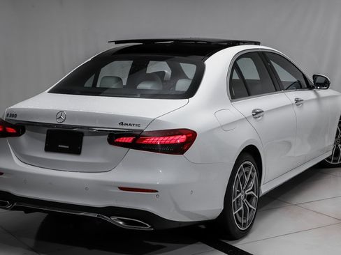Certified 2022 Mercedes-Benz E 350 4MATIC Sedan image 3
