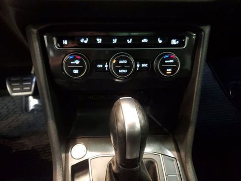 Used 2020 Volkswagen Tiguan SEL Premium R-Line w/ 3rd Row Seat Package image 19