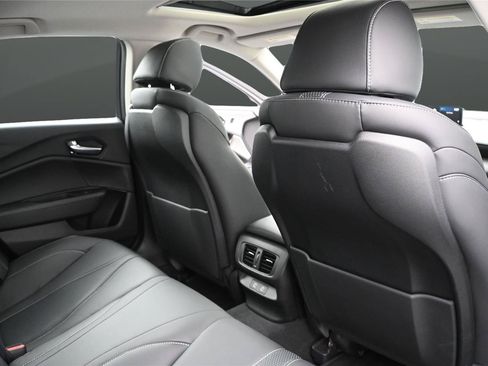 Certified 2024 Acura TLX w/ Technology Package FWD image 22