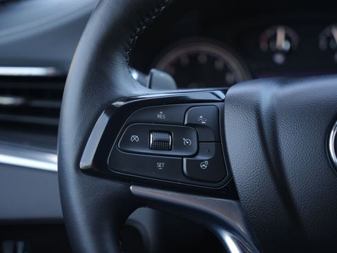 Used 2022 Buick Enclave Essence w/ Sport Touring Edition image 19