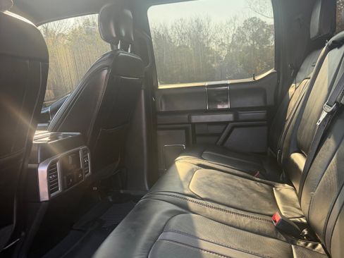 Used 2021 Ford F250 Platinum w/ FX4 Off-Road Package image 11