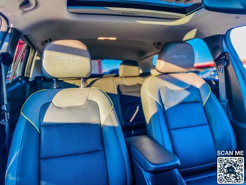 Used 2025 Chevrolet Trax ACTIV w/ Sunroof Package image 32