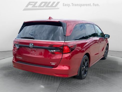Used 2023 Honda Odyssey Sport image 9