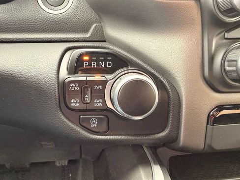 Used 2022 RAM 1500 Big Horn AWD/4WD image 22