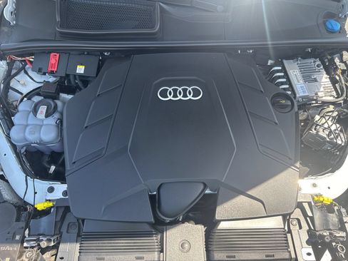 Certified 2023 Audi Q7 3.0T Prestige AWD/4WD image 10