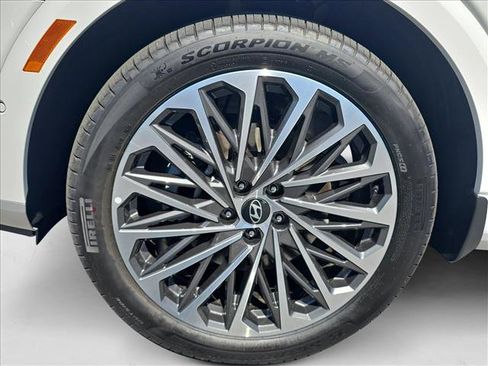 New 2026 Hyundai Palisade Calligraphy FWD image 10