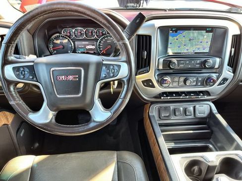 Used 2017 GMC Sierra 2500 SLT AWD/4WD image 12