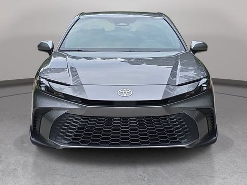 Used 2026 Toyota Camry SE FWD image 2