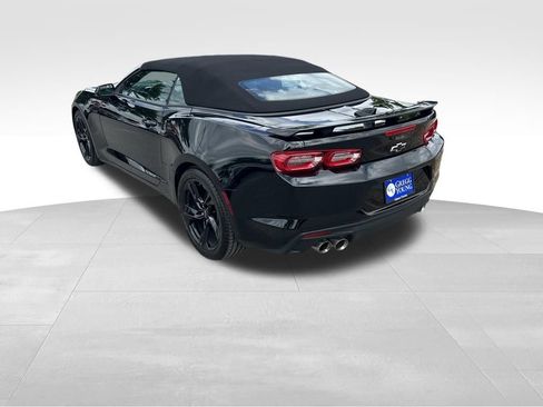 Used 2023 Chevrolet Camaro LT RWD image 4