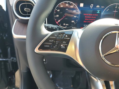 Certified 2025 Mercedes-Benz GLC 350e 4MATIC image 32