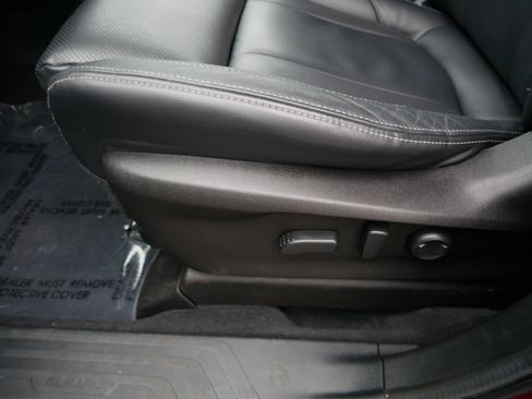 Used 2022 Subaru Ascent Limited w/ Technology Package AWD/4WD image 20
