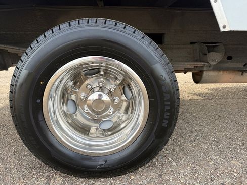 Used 2016 Chevrolet Express 3500 image 28