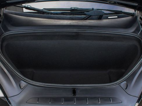 Used 2022 Tesla Model X Plaid image 43