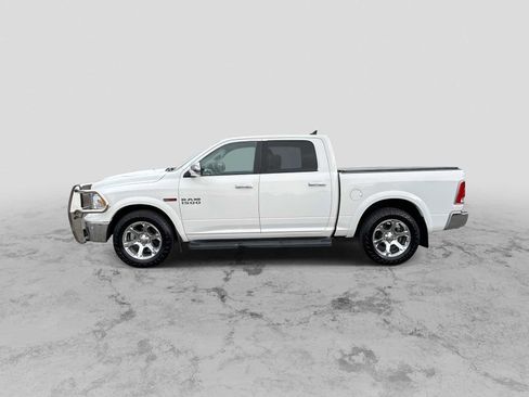 Used 2017 RAM 1500 Laramie w/ Convenience Group image 5