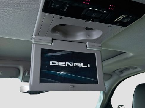 Used 2020 GMC Yukon XL Denali w/ Denali Ultimate Package AWD/4WD image 17